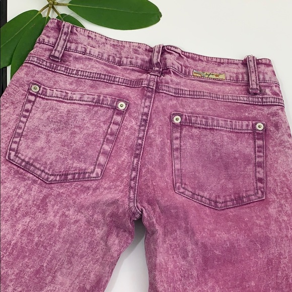 TYTE | Skinny Pink Acid Wash Jeans - Picture 8 of 8
